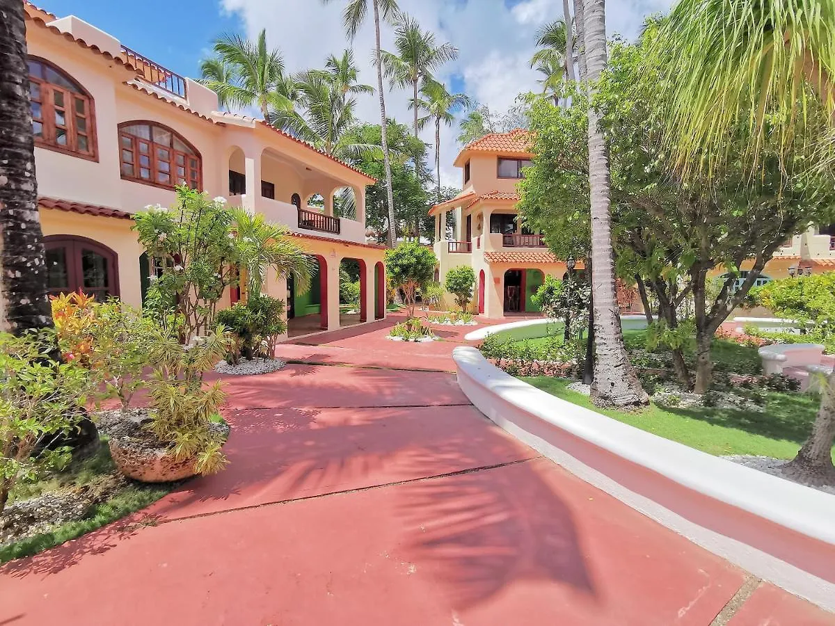 Bavaro Beach Homes With Wifi Kitchen Parking Bbq Punta Cana 5*,