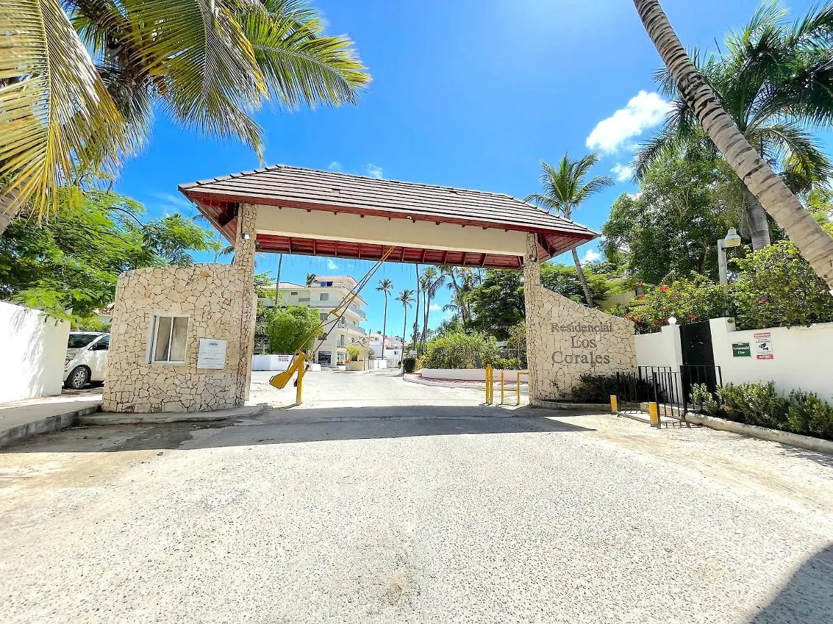 Bavaro Beach Homes With Wifi Kitchen Parking Bbq Punta Cana 5*,